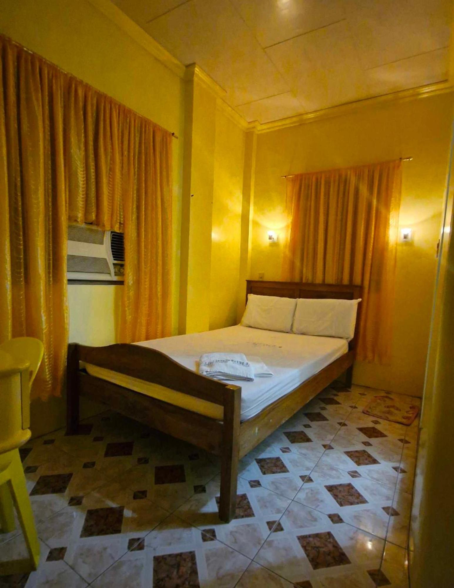 Drossgold Pension House Tubigon Kültér fotó